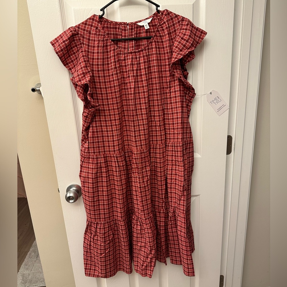 Pink checkered flutter sleeve dress size XXXL